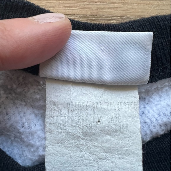 LAST CHANCE❗️Vintage retro/modern graphic print sweatshirt - Picture 7 of 10